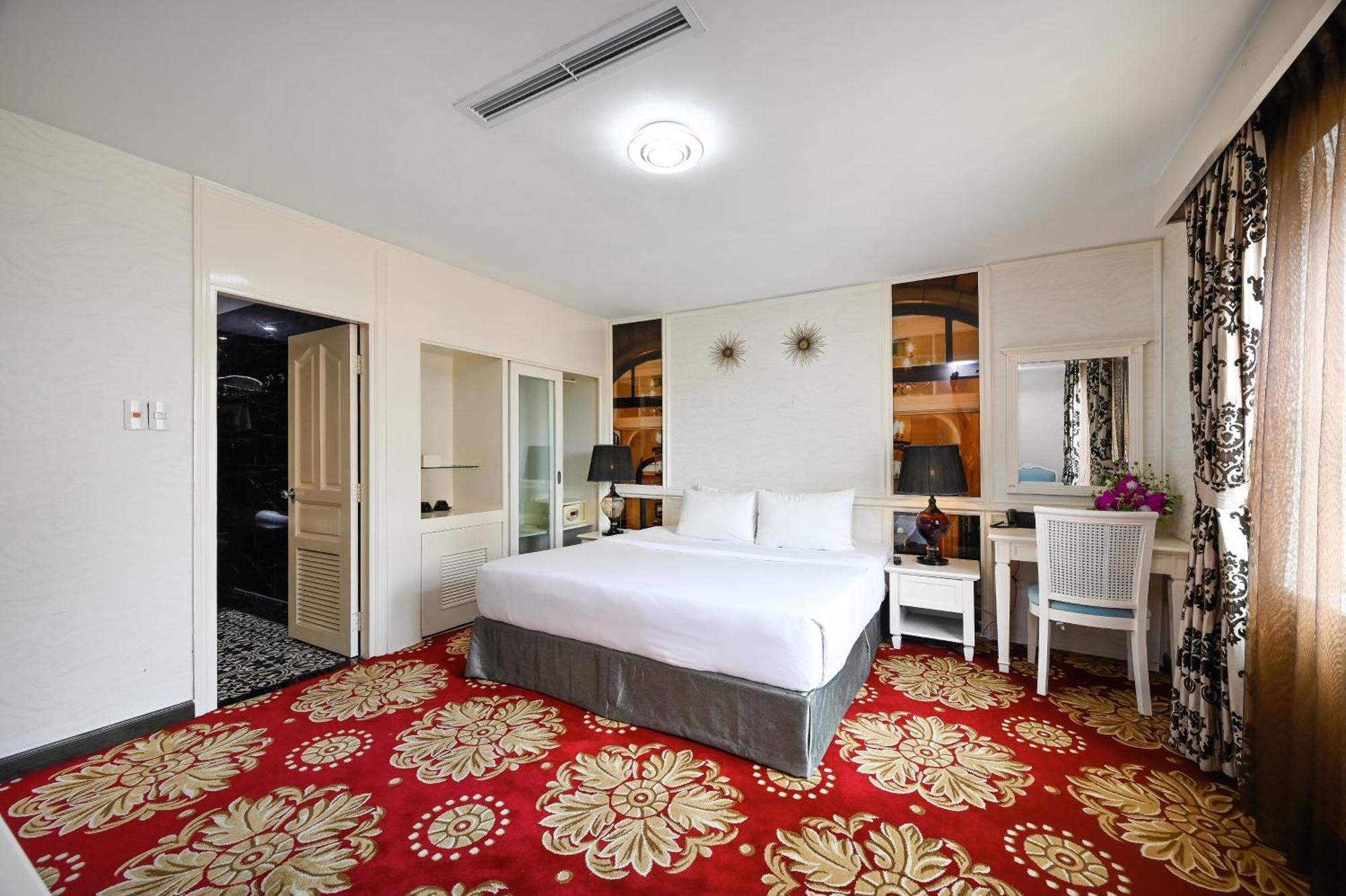 California Saigon & Rooftop Pool Hotel Ho-Chi-Minh-Stadt